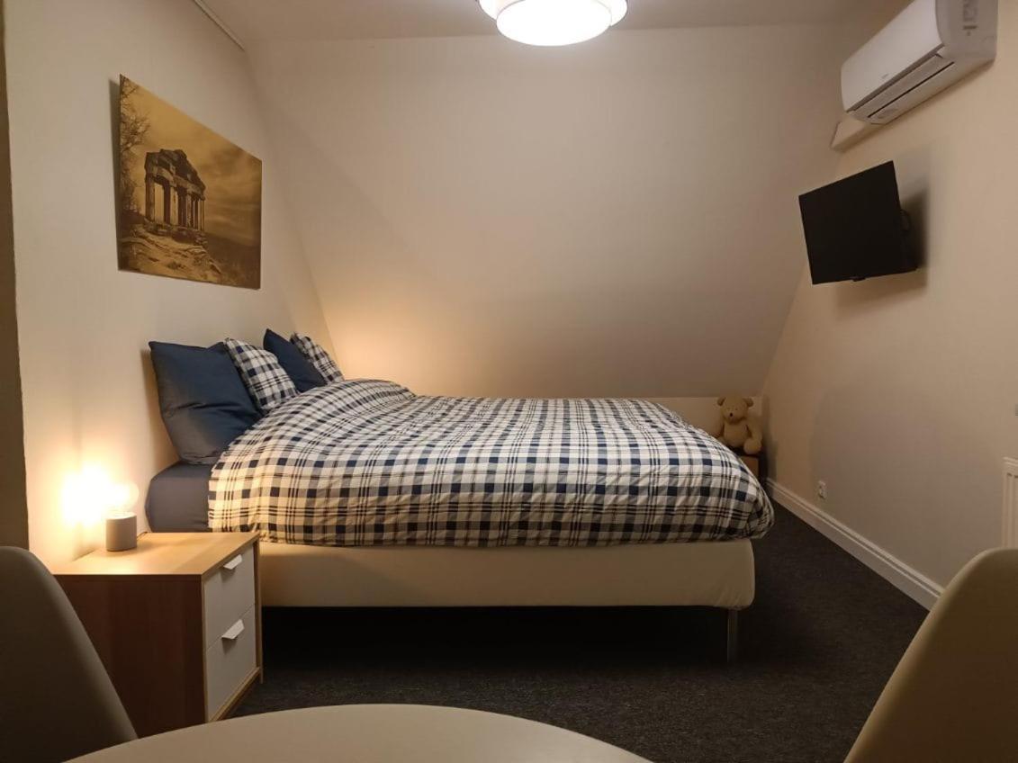 La Fontaine Aux Enfants - Gr5 - Chambre Avec Sdb Privee Abreschviller Экстерьер фото